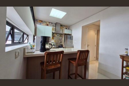 Apartamento à venda com 3 quartos, 154m² em Vila Nova Conceição, São Paulo