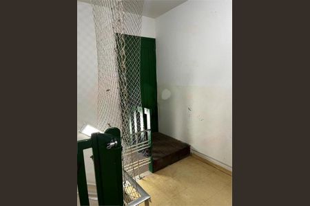 Casa à venda com 3 quartos, 206m² em Cerqueira César, São Paulo