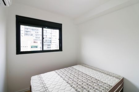Quarto de kitnet/studio para alugar com 1 quarto, 26m² em Campo Belo, São Paulo
