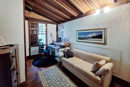 Casa à venda com 4 quartos, 320m² em Maria Paula, Niterói