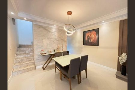 Casa à venda com 3 quartos, 114m² em Vila Sao Paulo, São Paulo