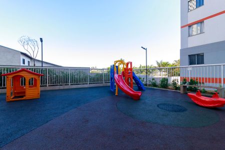 Apartamento para alugar com 44m², 2 quartos e sem vaga Apartamento para alugar com 44m², 2 quartos e sem vagaPlayground