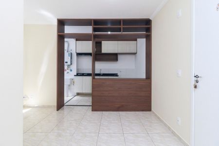 Sala de apartamento para alugar com 2 quartos, 44m² em Parque Maria Helena, São Paulo