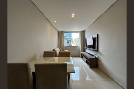 Foto 03 de apartamento à venda com 2 quartos, 60m² em Castelo, Belo Horizonte