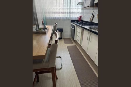 Apartamento à venda com 82m², 3 quartos e 1 vagaCozinha