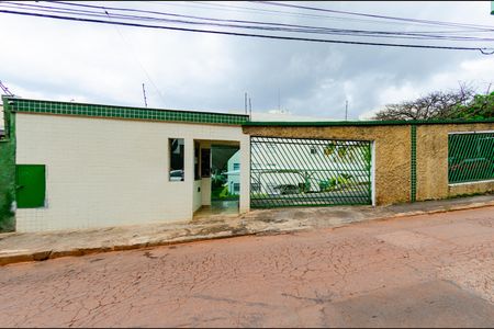 Apartamento para alugar com 70m², 3 quartos e 1 vagaFachada