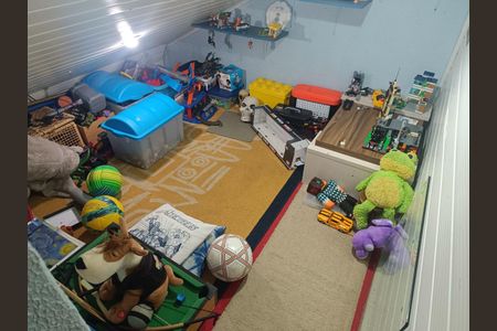 Casa de condomínio para alugar com 170m², 3 quartos e 2 vagas Casa de condomínio para alugar com 170m², 3 quartos e 2 vagasÁrea Comum