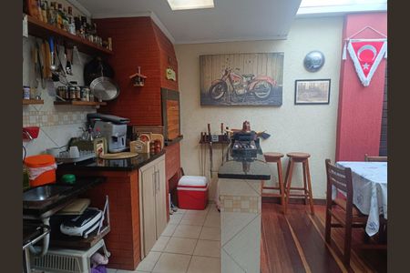 Casa de condomínio para alugar com 170m², 3 quartos e 2 vagas Casa de condomínio para alugar com 170m², 3 quartos e 2 vagasÁrea Comum