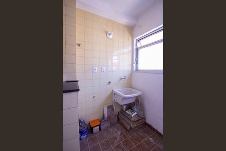 Apartamento para alugar com 65m², 2 quartos e 1 vagaÁrea de Serviço