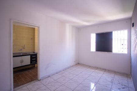 Sala de apartamento para alugar com 2 quartos, 65m² em Colubandê, São Gonçalo