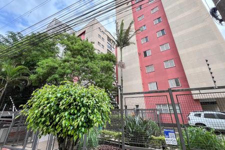 Apartamento para alugar com 64m², 3 quartos e 1 vaga Apartamento para alugar com 64m², 3 quartos e 1 vagaFachada