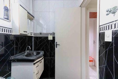 Apartamento para alugar com 68m², 2 quartos e 1 vaga Apartamento para alugar com 68m², 2 quartos e 1 vagaBanheiro
