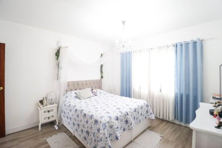 Casa à venda com 2 quartos, 120m² em Carandiru, São Paulo