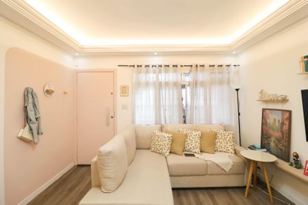 Casa à venda com 120m², 2 quartos e 2 vagas