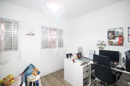 Casa à venda com 120m², 2 quartos e 2 vagas