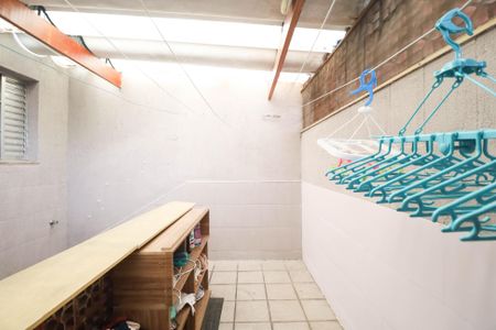 Casa à venda com 120m², 2 quartos e 2 vagas