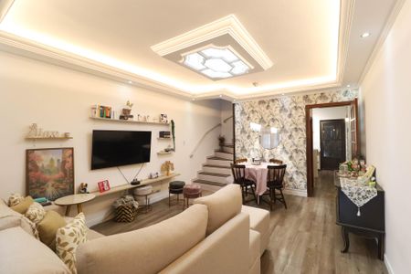 Casa à venda com 2 quartos, 120m² em Carandiru, São Paulo