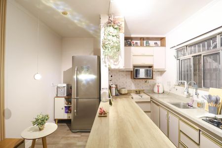 Casa à venda com 120m², 2 quartos e 2 vagas