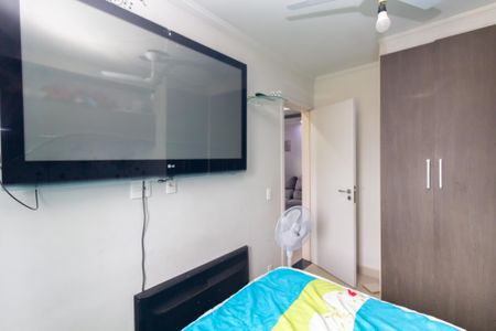 Quarto 1 de apartamento para alugar com 2 quartos, 52m² em Santa Etelvina, São Paulo