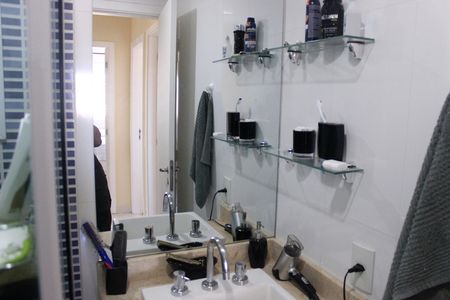 Apartamento para alugar com 114m², 3 quartos e 2 vagasBanheiro social 