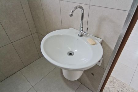 Casa para alugar com 150m², 3 quartos e 2 vagasBanheiro da Suíte