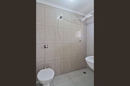 Casa para alugar com 150m², 3 quartos e 2 vagasBanheiro da Suíte