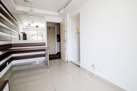 Sala de apartamento para alugar com 2 quartos, 50m² em Irajá, Rio de Janeiro