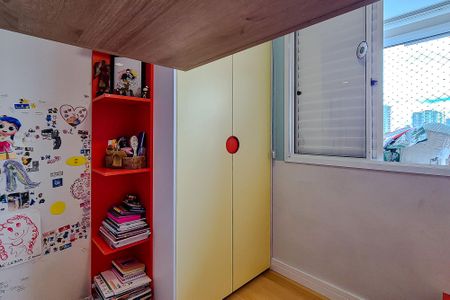 Apartamento à venda com 69m², 2 quartos e 1 vagaQuarto 2