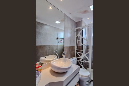 Apartamento à venda com 69m², 2 quartos e 1 vagaBanheiro da Suíte