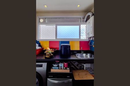 Apartamento à venda com 69m², 2 quartos e 1 vagaÁrea de Serviço