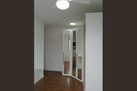 Apartamento para alugar com 68m², 2 quartos e 2 vagas Apartamento para alugar com 68m², 2 quartos e 2 vagasQuarto