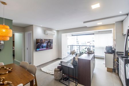 Sala de apartamento para alugar com 2 quartos, 82m² em Bethaville I, Barueri