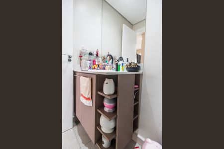 Apartamento à venda com 82m², 2 quartos e 2 vagasBanheiro 2