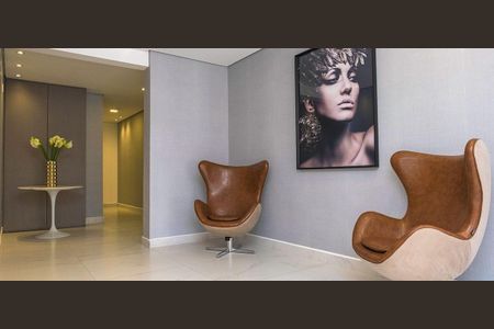 Apartamento à venda com 82m², 2 quartos e 2 vagasHall social