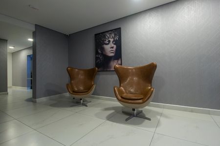 Apartamento à venda com 82m², 2 quartos e 2 vagasHall de entrada