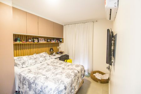 Apartamento à venda com 82m², 2 quartos e 2 vagasSuíte