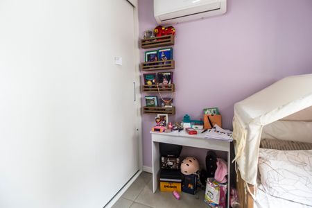Apartamento à venda com 82m², 2 quartos e 2 vagasQuarto 2