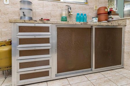 Apartamento para alugar com 68m², 1 quarto e sem vaga Apartamento para alugar com 68m², 1 quarto e sem vagaCozinha - Armários