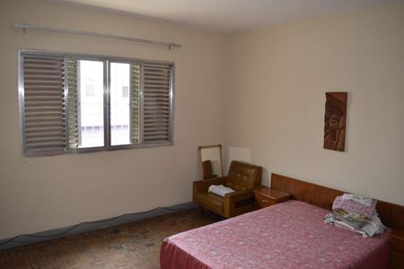 Casa à venda com 2 quartos, 350m² em Vila Carrão, São Paulo