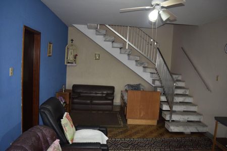 Casa à venda com 2 quartos, 350m² em Vila Carrão, São Paulo