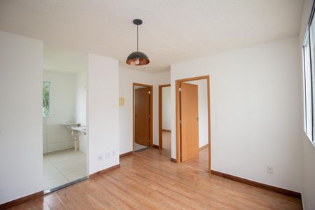 Sala de apartamento para alugar com 2 quartos, 45m² em Bom Jesus, Contagem