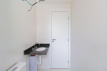 Apartamento à venda com 81m², 2 quartos e 1 vagaBanheiro da Suíte