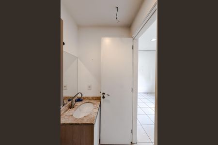 Banheiro de kitnet/studio para alugar com 1 quarto, 40m² em Cambuci, São Paulo