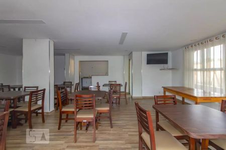 Apartamento para alugar com 72m², 3 quartos e 1 vaga Apartamento para alugar com 72m², 3 quartos e 1 vagaÁrea comum - Salão de festas