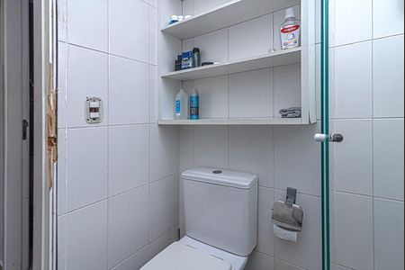 Apartamento à venda com 60m², 2 quartos e 1 vagabanheiro social_3