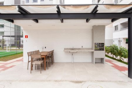 Apartamento para alugar com 44m², 2 quartos e 1 vagaÁrea comum - Churrasqueira