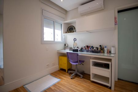 Apartamento à venda com 141m², 3 quartos e 3 vagasSuíte 1