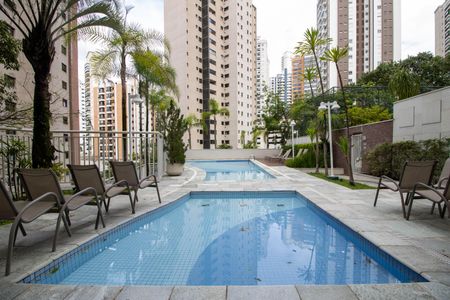 Apartamento à venda com 141m², 3 quartos e 3 vagasPiscina 