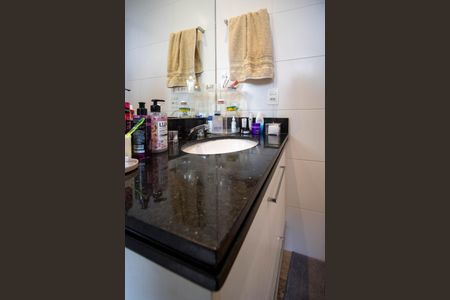 Apartamento à venda com 141m², 3 quartos e 3 vagasBanheiro Suíte 1