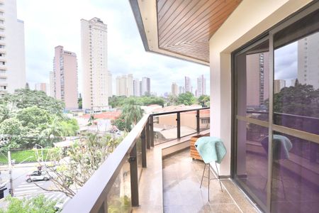 Casa de condomínio à venda com 256m², 3 quartos e 3 vagas Casa de condomínio à venda com 256m², 3 quartos e 3 vagasSacada